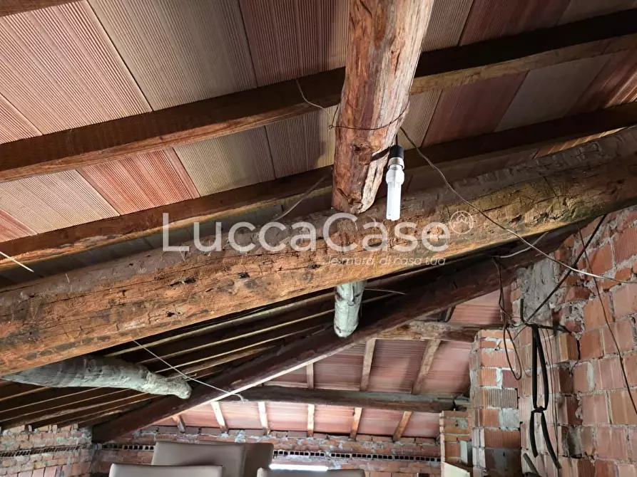 Immagine 20 di Casa indipendente in vendita  a Massarosa