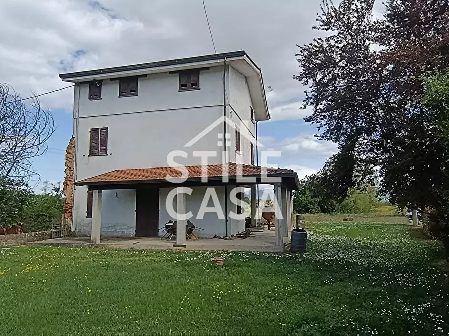 Immagine 1 di Casa semindipendente in vendita  a Altopascio
