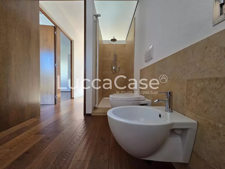 Immagine 23 di Villa in vendita  a Camaiore