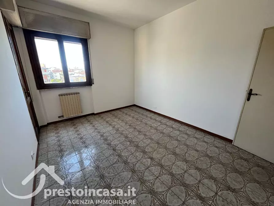 Immagine 3 di Appartamento in vendita  a Viareggio