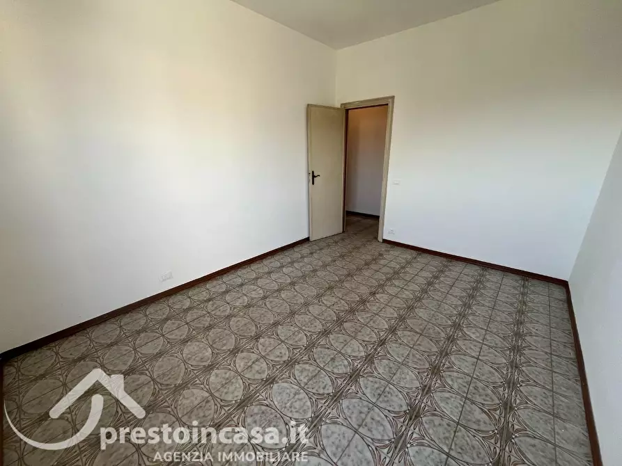 Immagine 4 di Appartamento in vendita  a Viareggio