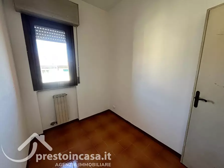 Immagine 12 di Appartamento in vendita  a Viareggio