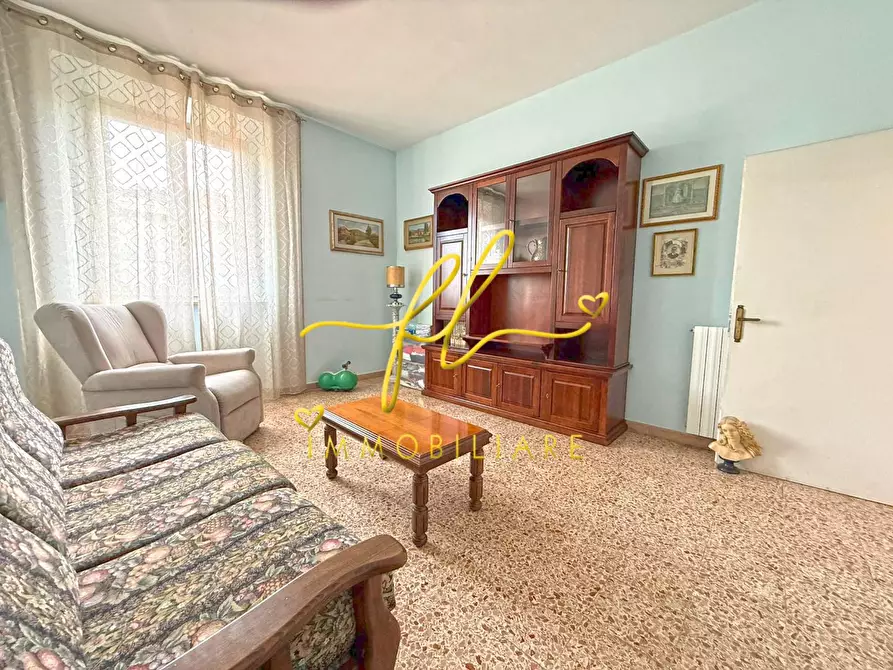 Immagine 6 di Appartamento in vendita  a Cecina