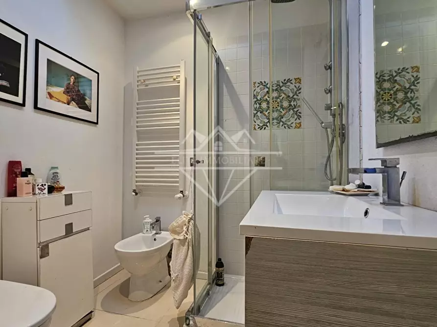 Immagine 9 di Casa bifamiliare in vendita  a Ortonovo