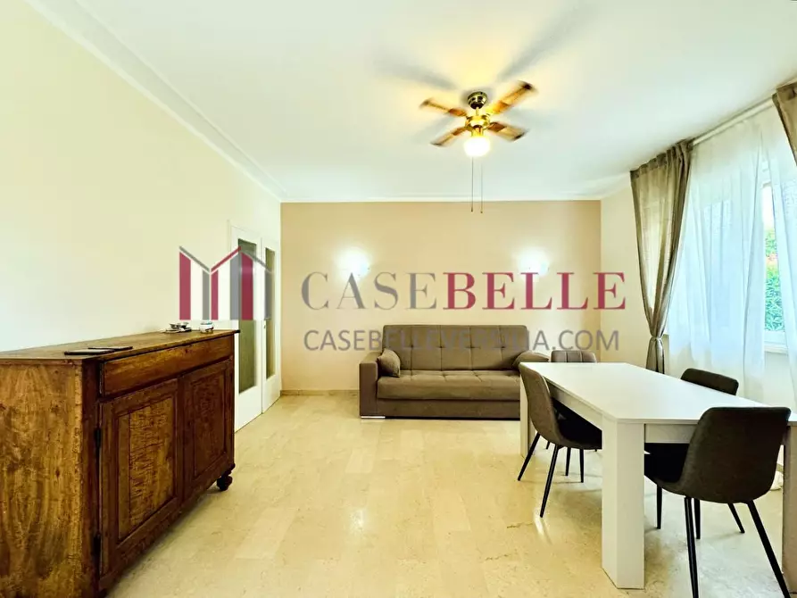 Immagine 3 di Appartamento in vendita  a Camaiore