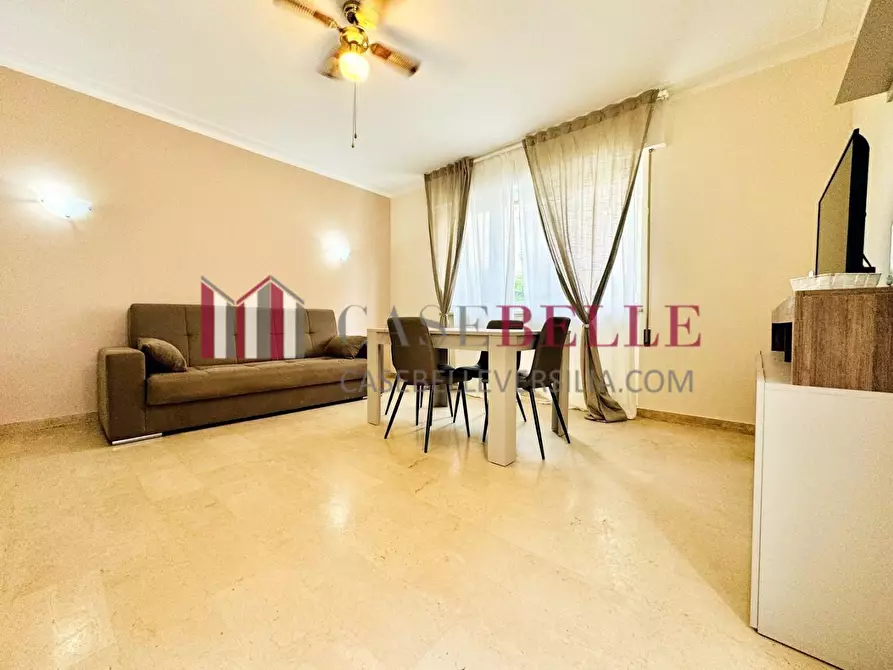 Immagine 2 di Appartamento in vendita  a Camaiore