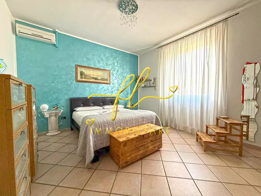 Immagine 10 di Appartamento in vendita  a Cecina