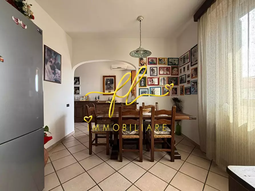 Immagine 4 di Appartamento in vendita  a Cecina