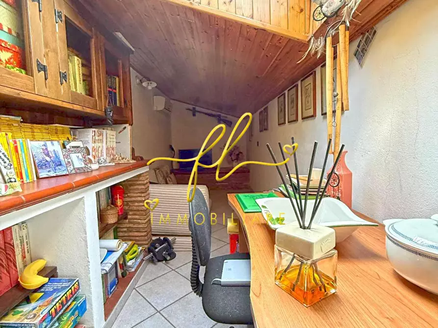 Immagine 19 di Appartamento in vendita  a Cecina