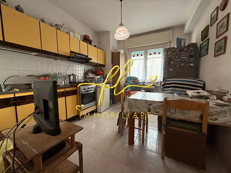 Immagine 7 di Appartamento in vendita  a Cecina