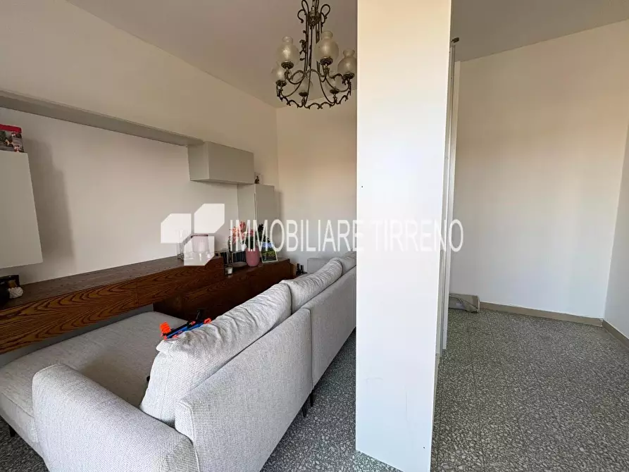 Immagine 5 di Appartamento in vendita  a Massa