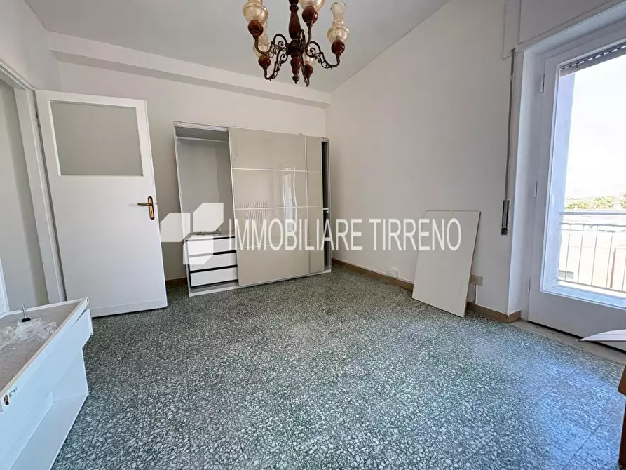 Immagine 8 di Appartamento in vendita  a Massa