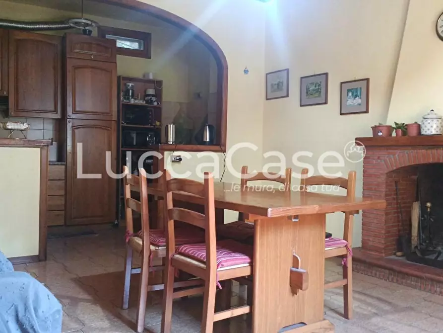 Immagine 3 di Appartamento in vendita  a Fabbriche Di Vergemoli