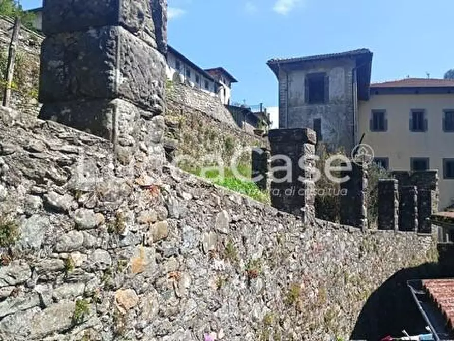 Immagine 24 di Appartamento in vendita  a Fabbriche Di Vergemoli