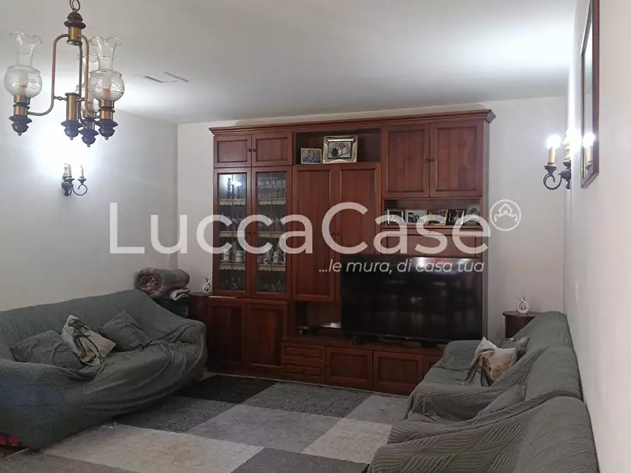 Immagine 5 di Appartamento in vendita  a Fabbriche Di Vergemoli