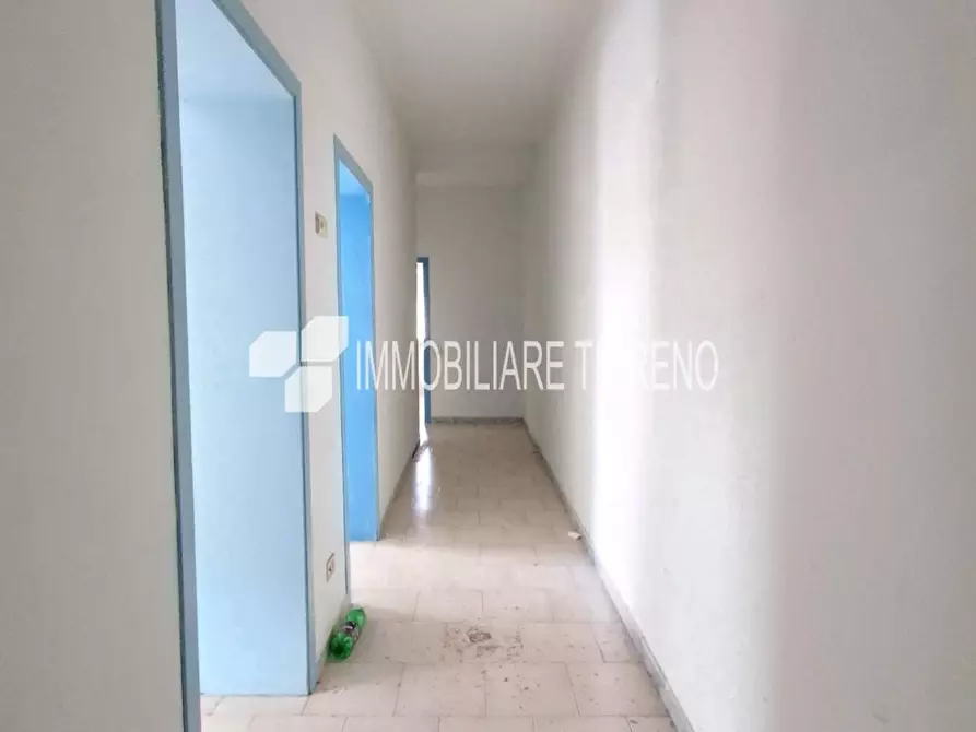 Immagine 4 di Appartamento in vendita  a Massa