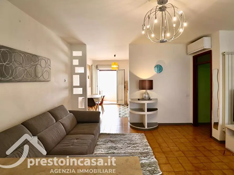 Immagine 5 di Appartamento in vendita  a Viareggio