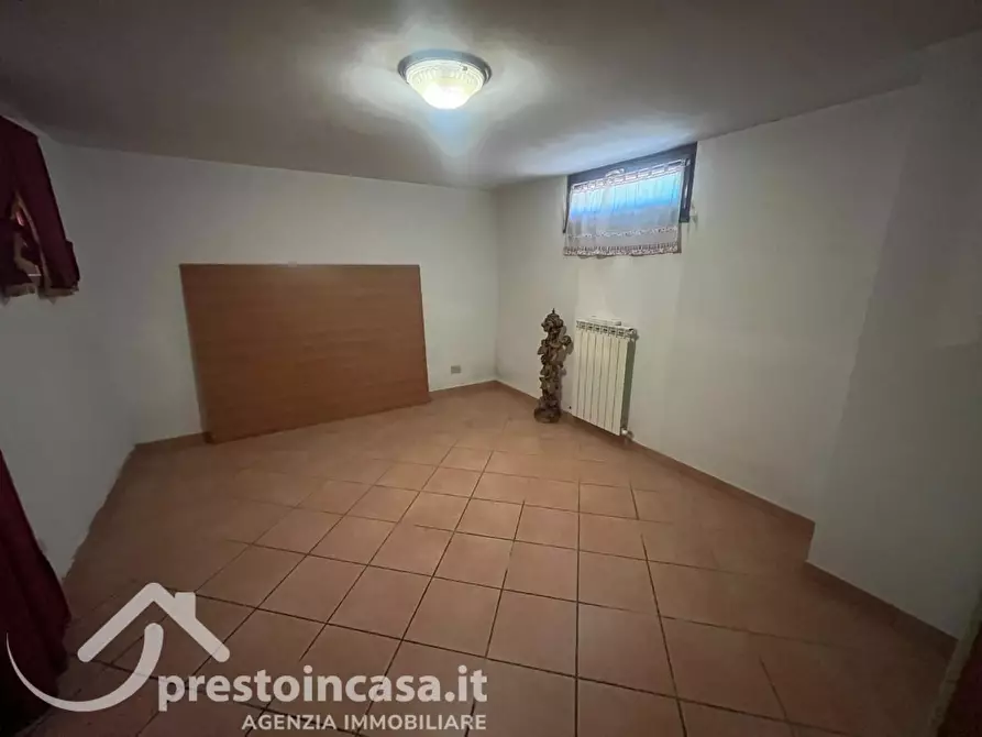 Immagine 37 di Villa in vendita  a Massarosa