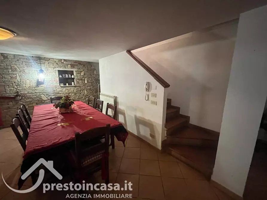 Immagine 35 di Villa in vendita  a Massarosa