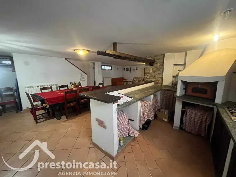 Immagine 31 di Villa in vendita  a Massarosa