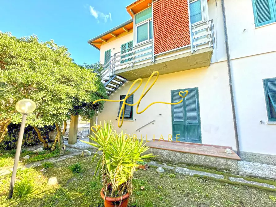 Immagine 28 di Casa bifamiliare in vendita  a Pomarance