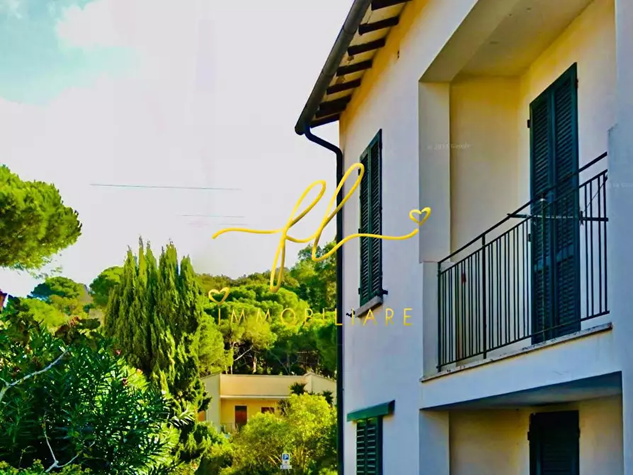 Immagine 2 di Appartamento in vendita  a Marciana