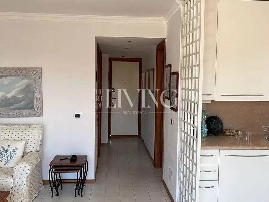 Immagine 9 di Appartamento in vendita  a Olbia