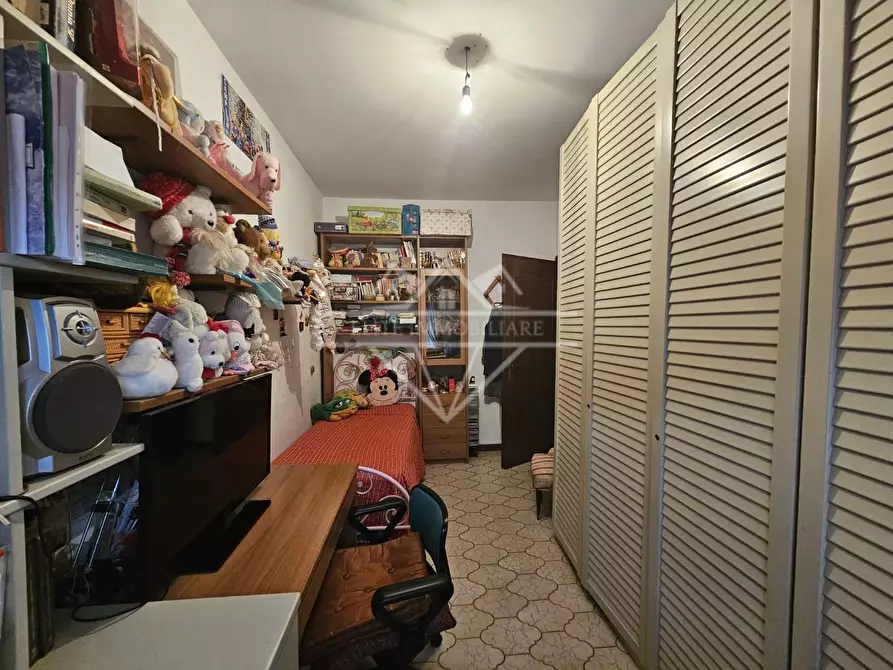 Immagine 11 di Appartamento in vendita  a Massa