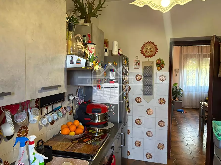 Immagine 5 di Appartamento in vendita  a Castelnuovo Magra