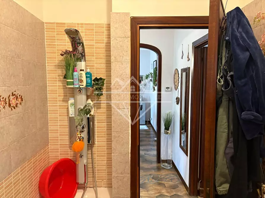 Immagine 14 di Appartamento in vendita  a Castelnuovo Magra