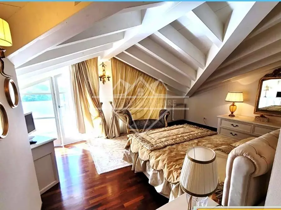 Immagine 20 di Appartamento in vendita  a Massa