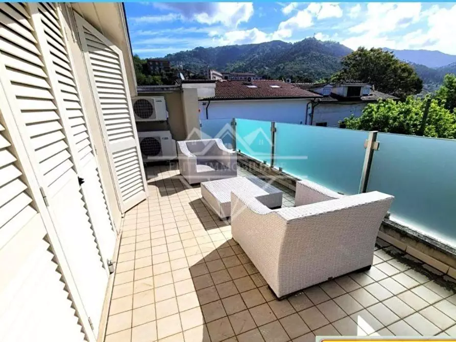 Immagine 24 di Appartamento in vendita  a Massa