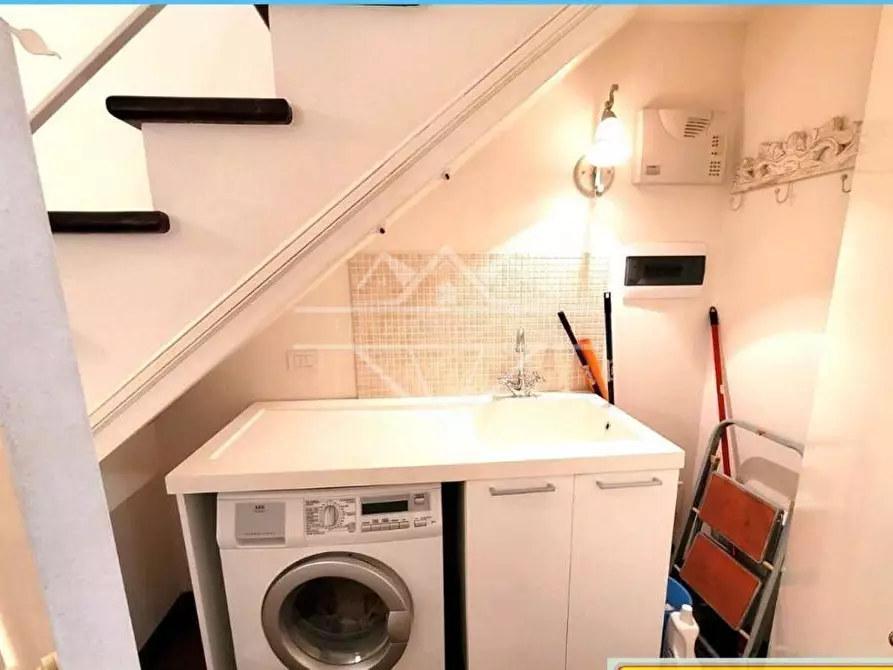 Immagine 7 di Appartamento in vendita  a Massa