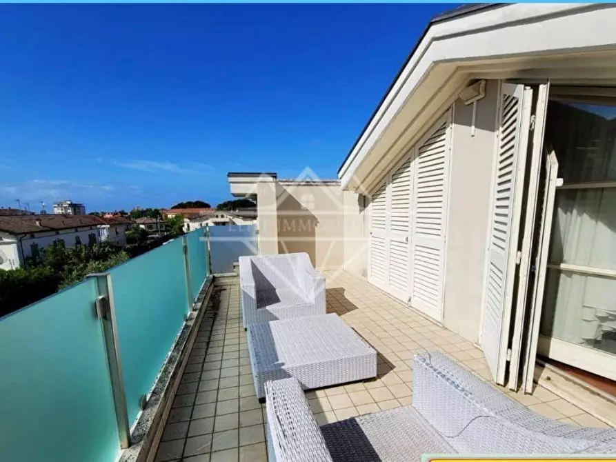 Immagine 23 di Appartamento in vendita  a Massa