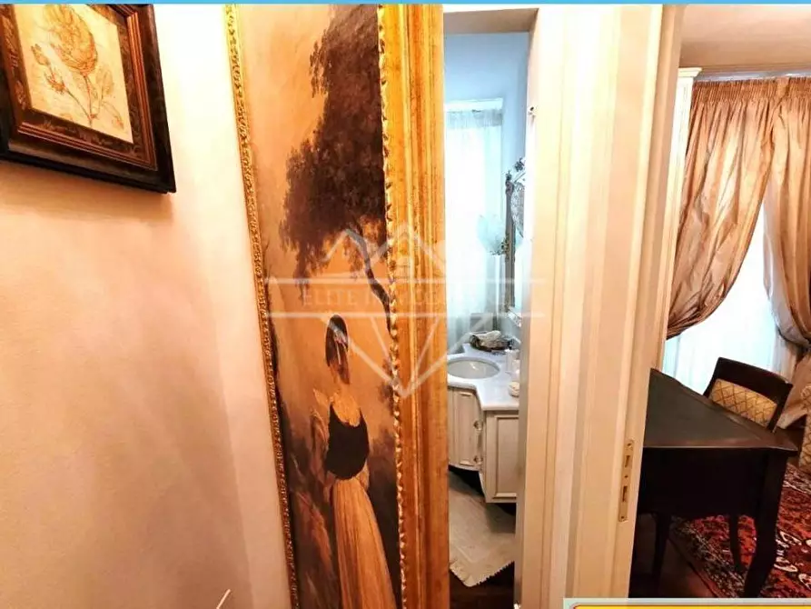 Immagine 8 di Appartamento in vendita  a Massa