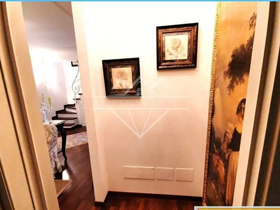 Immagine 14 di Appartamento in vendita  a Massa