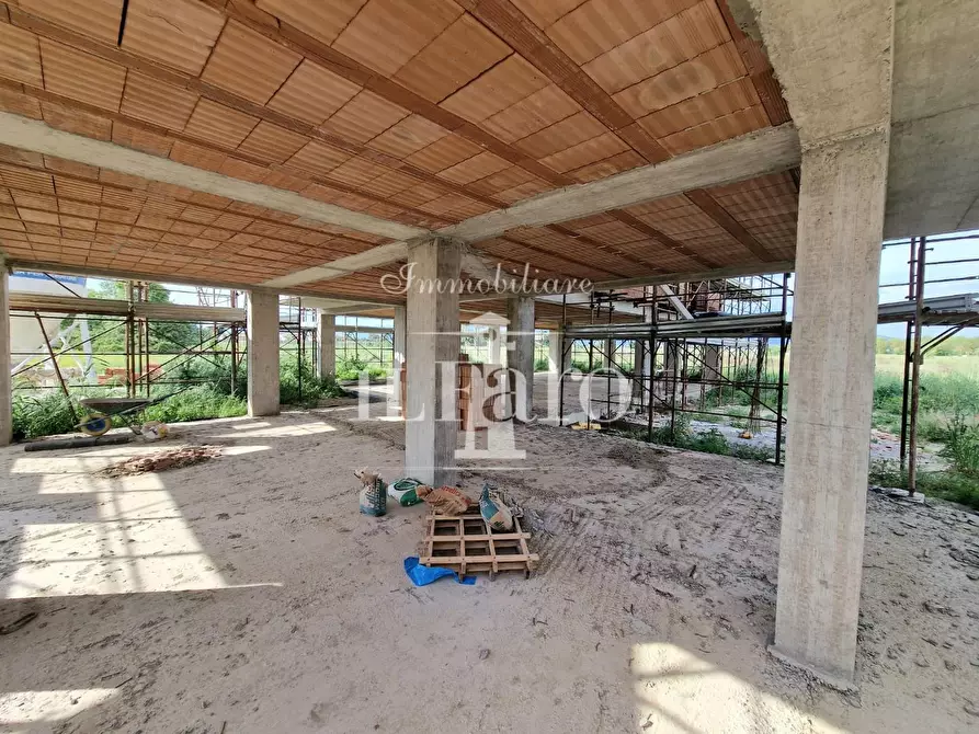 Immagine 6 di Villetta a schiera in vendita  a Campi Bisenzio