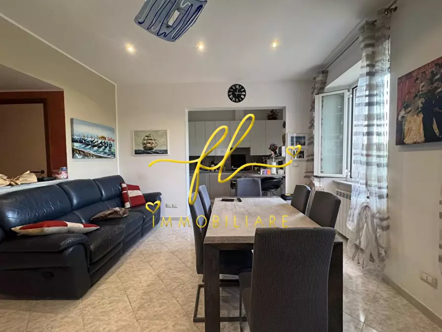 Immagine 5 di Appartamento in vendita  a Livorno