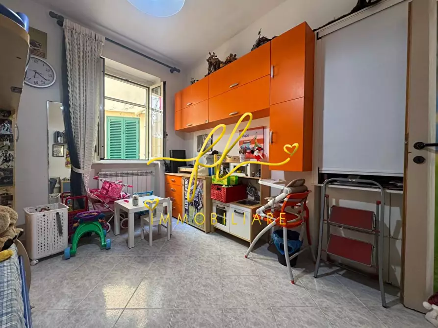 Immagine 18 di Appartamento in vendita  a Livorno