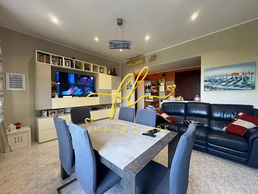 Immagine 7 di Appartamento in vendita  a Livorno