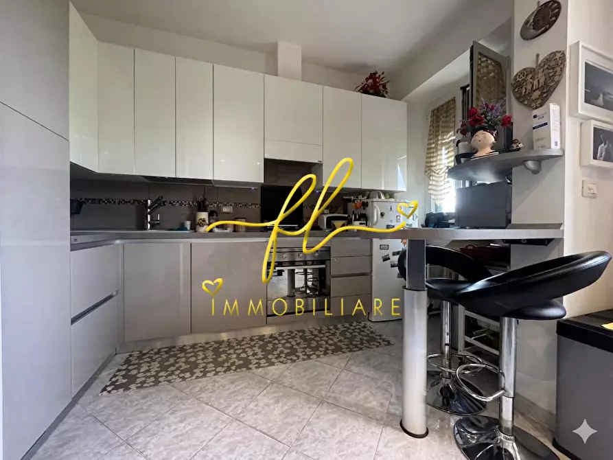 Immagine 9 di Appartamento in vendita  a Livorno