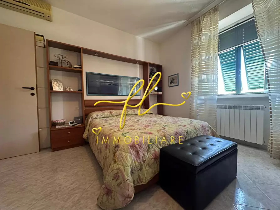 Immagine 15 di Appartamento in vendita  a Livorno