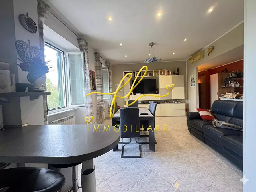 Immagine 8 di Appartamento in vendita  a Livorno