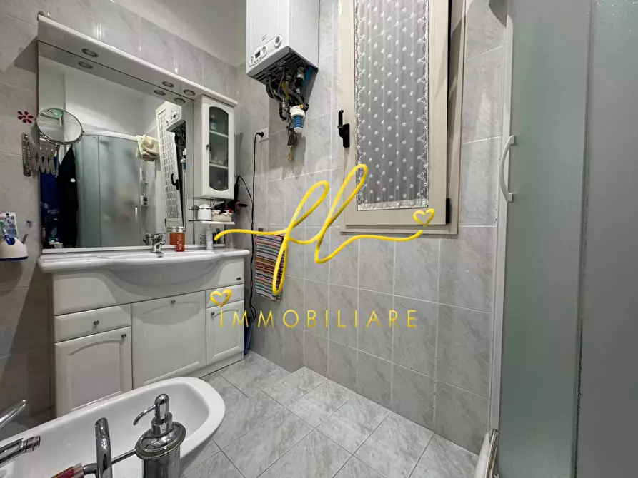 Immagine 21 di Appartamento in vendita  a Livorno