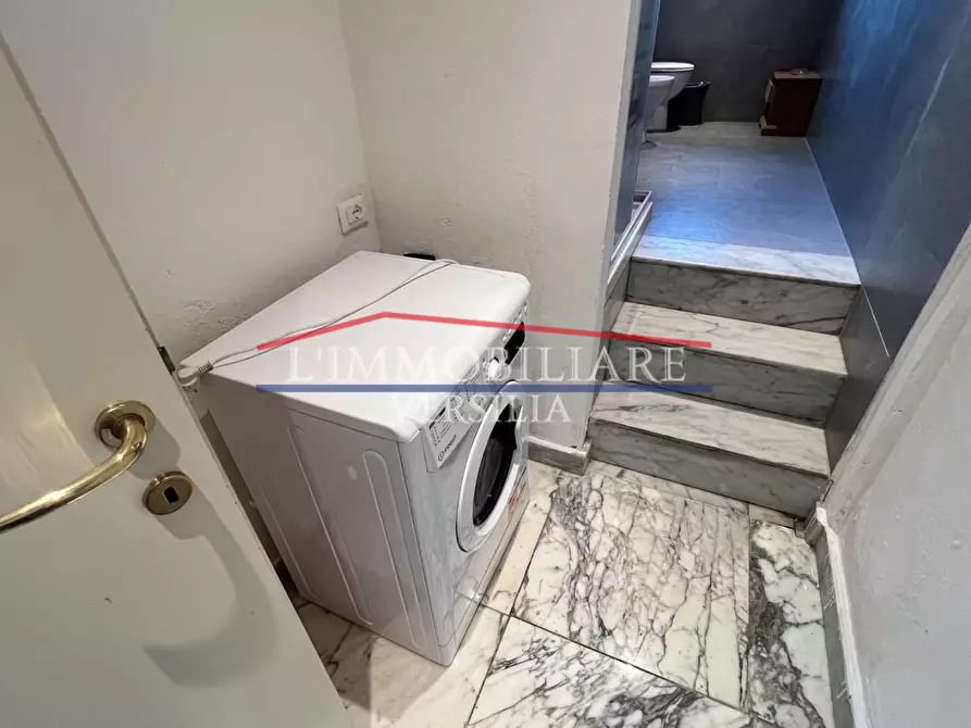 Immagine 14 di Appartamento in vendita  a Carrara