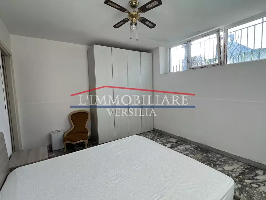 Immagine 12 di Appartamento in vendita  a Carrara