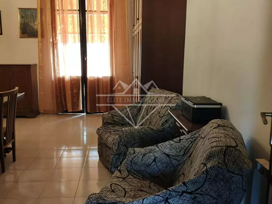Immagine 2 di Appartamento in affitto  a Carrara