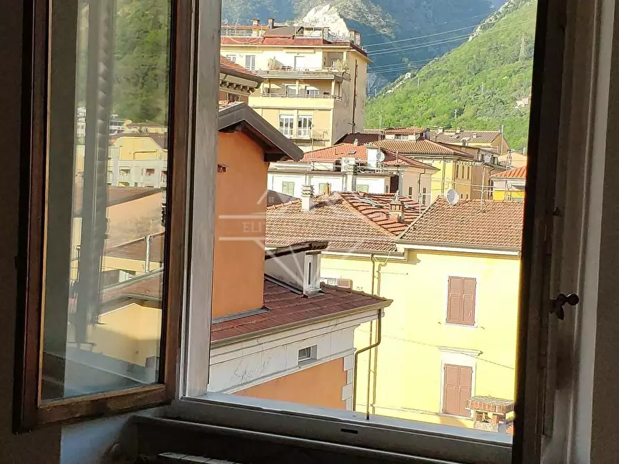 Immagine 12 di Appartamento in affitto  a Carrara