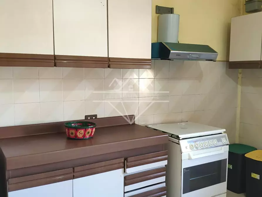 Immagine 6 di Appartamento in affitto  a Carrara