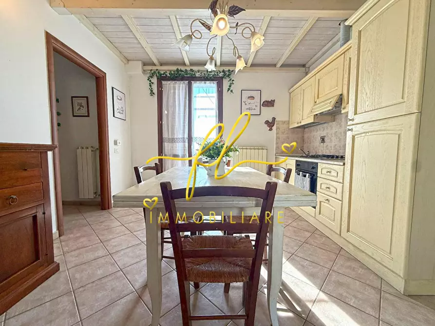 Immagine 6 di Appartamento in vendita  a Guardistallo